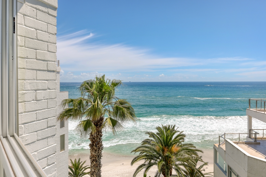 2 Bedroom Property for Sale in Clifton Western Cape